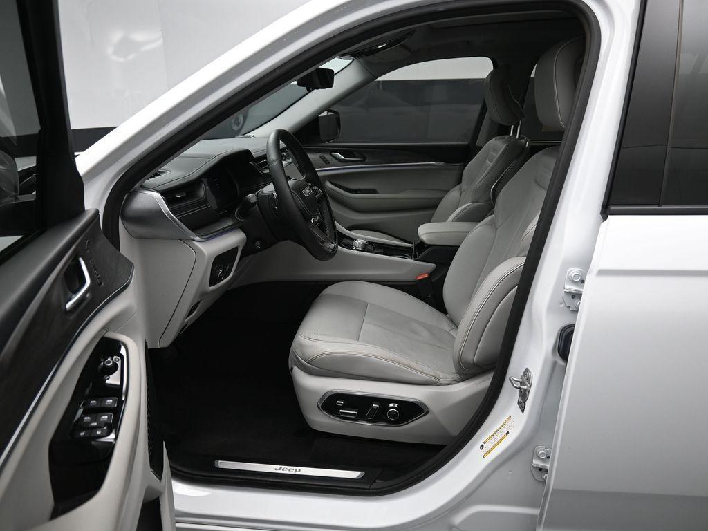 used 2021 Jeep Grand Cherokee L car, priced at $30,000