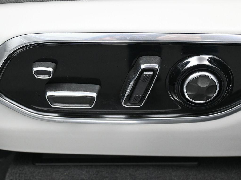 used 2021 Jeep Grand Cherokee L car, priced at $30,000