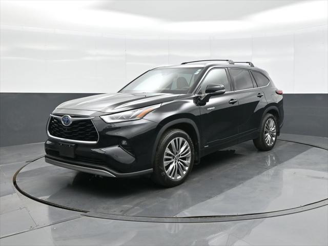 used 2020 Toyota Highlander Hybrid car, priced at $44,354