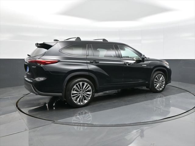 used 2020 Toyota Highlander Hybrid car, priced at $44,354