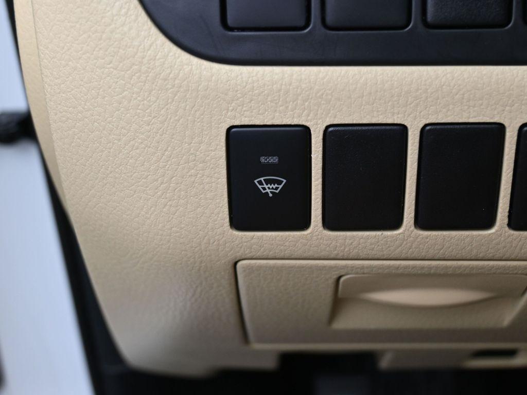 used 2017 Toyota Highlander car, priced at $30,921