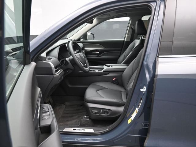 used 2025 Toyota Grand Highlander Hybrid car, priced at $57,790