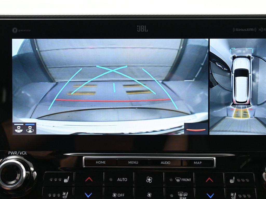 used 2022 Toyota Highlander car, priced at $43,869