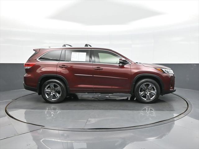 used 2018 Toyota Highlander car, priced at $26,241