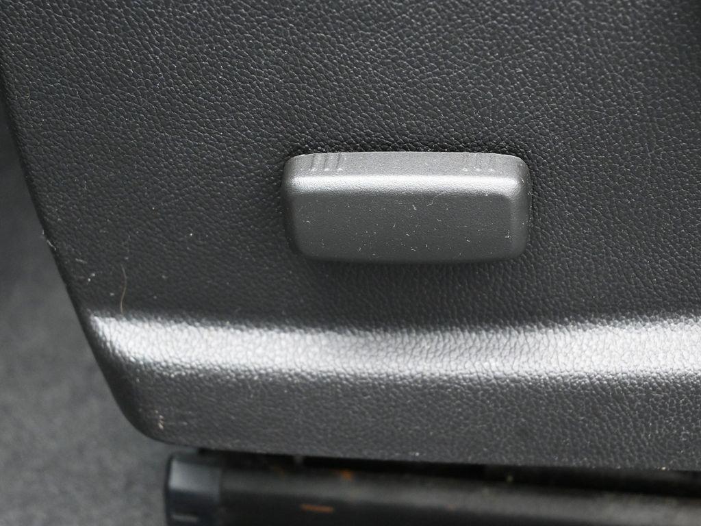 used 2020 GMC Canyon car, priced at $22,001