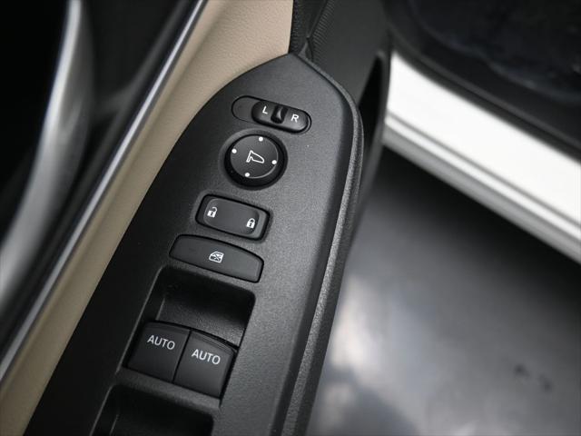 used 2017 Honda CR-V car, priced at $21,443