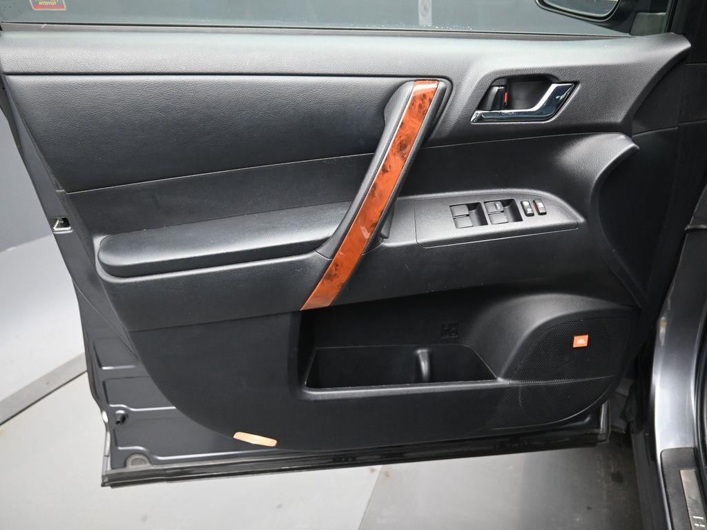 used 2012 Toyota Highlander car, priced at $16,822