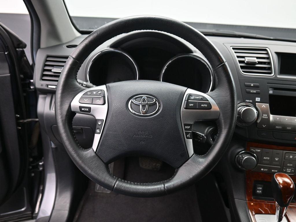 used 2012 Toyota Highlander car, priced at $16,822