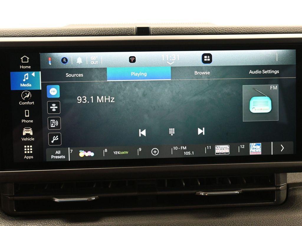 used 2025 Jeep Gladiator car, priced at $38,942