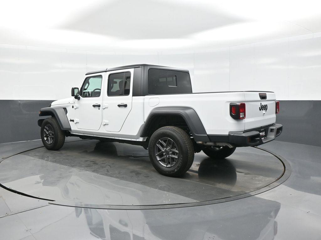 used 2025 Jeep Gladiator car, priced at $38,942