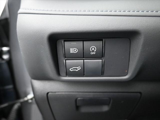 used 2023 Toyota Highlander car, priced at $37,468