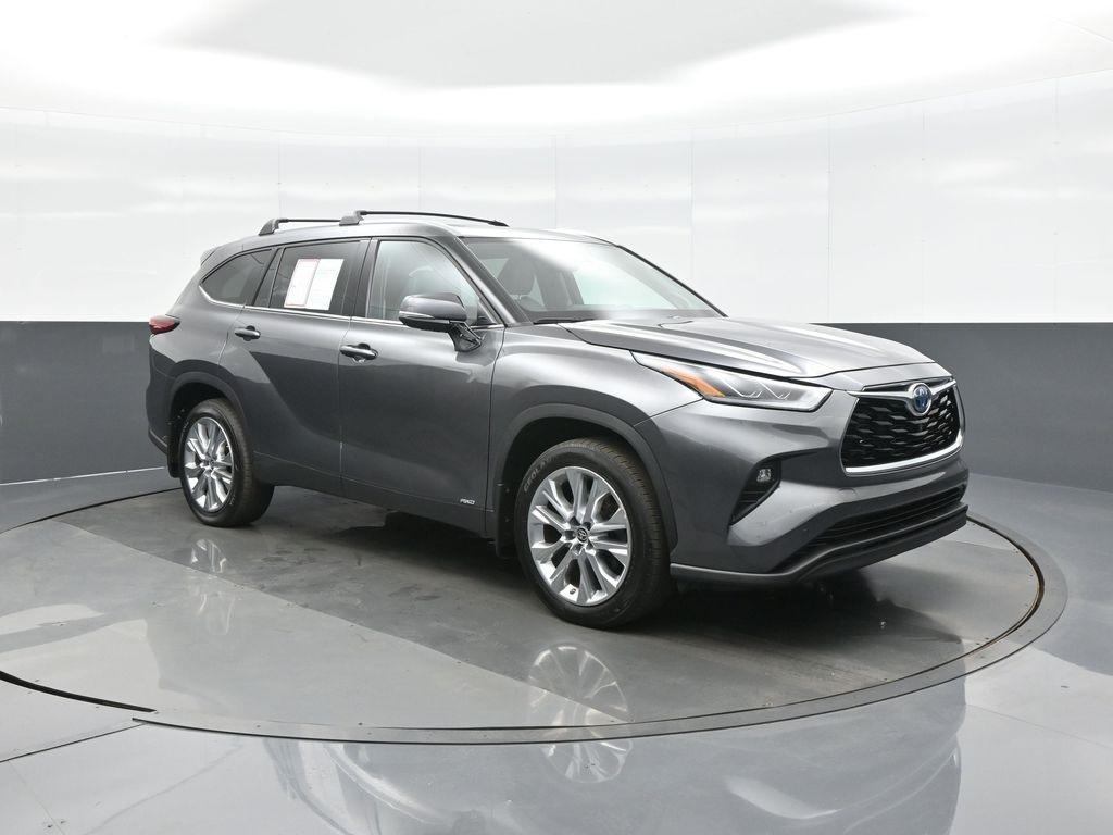 used 2022 Toyota Highlander Hybrid car, priced at $46,995