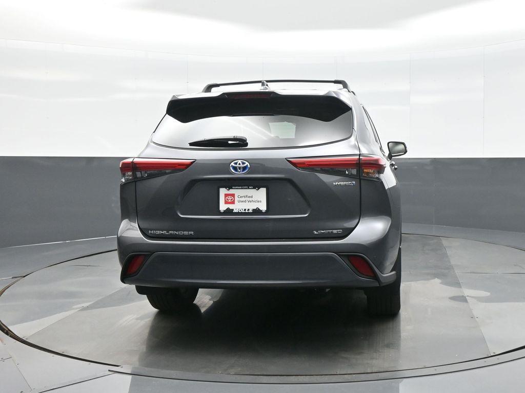used 2022 Toyota Highlander Hybrid car, priced at $46,995