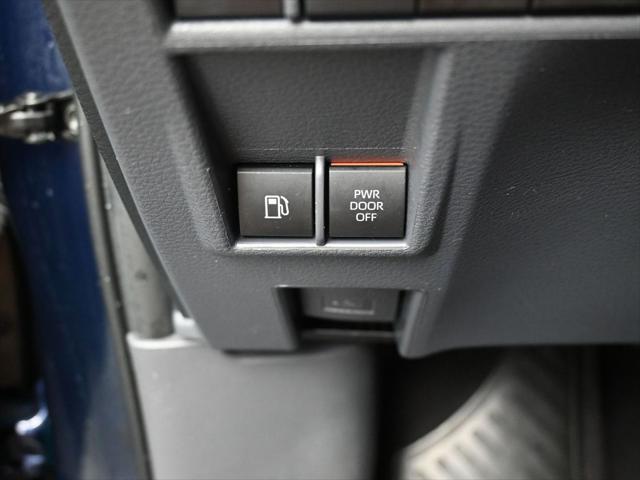 used 2023 Toyota Sienna car, priced at $43,183