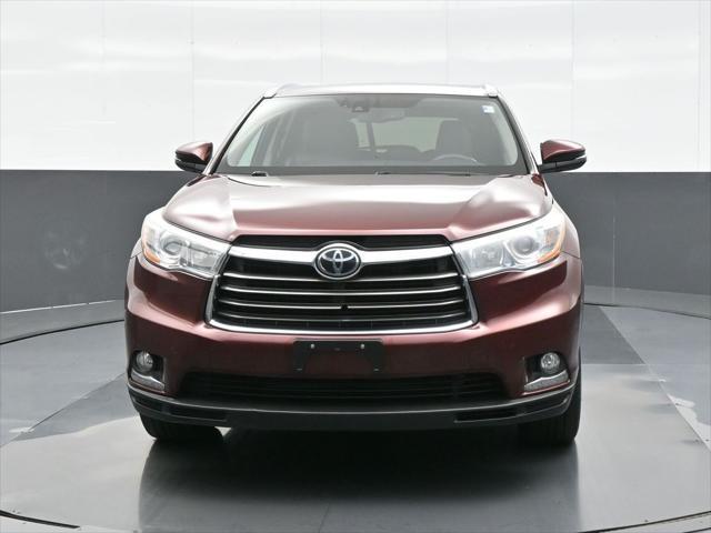 used 2016 Toyota Highlander car, priced at $20,786