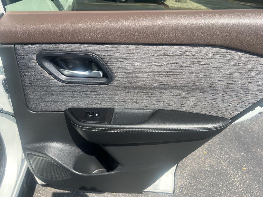 used 2023 Nissan Rogue car, priced at $21,999