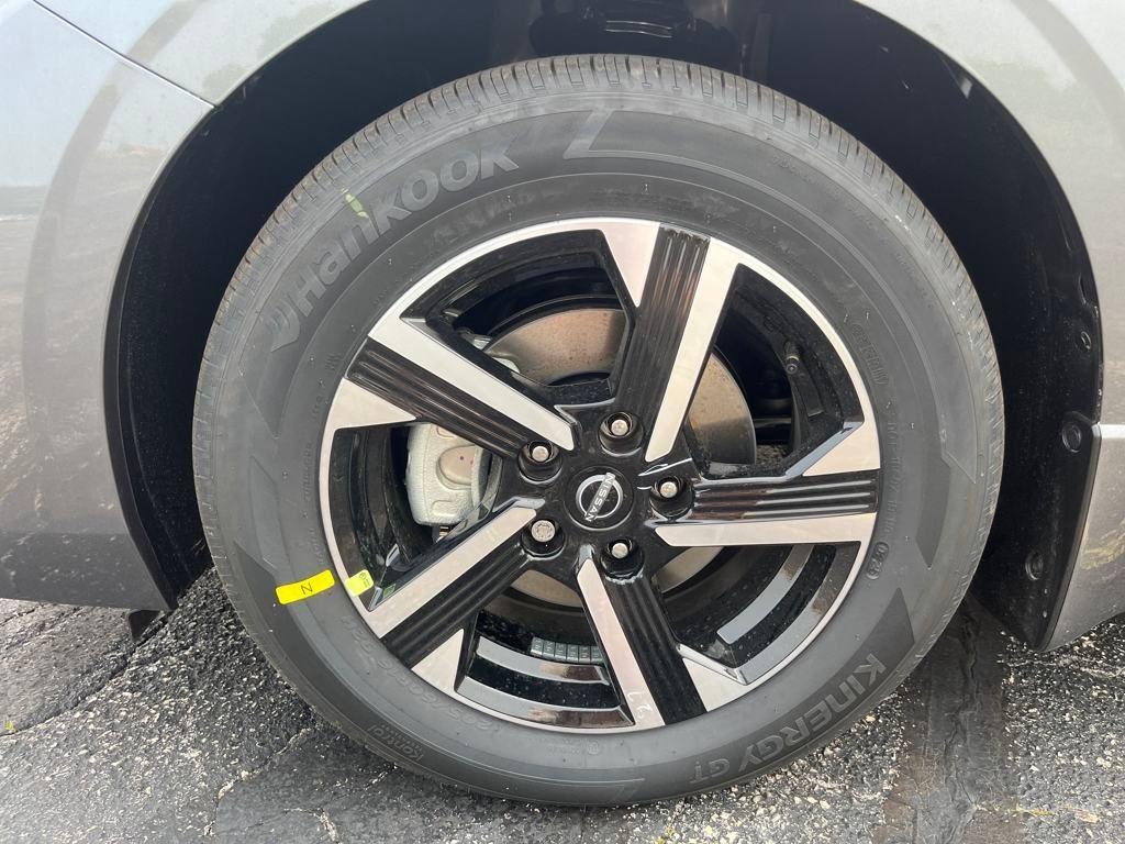 new 2025 Nissan Sentra car, priced at $23,024