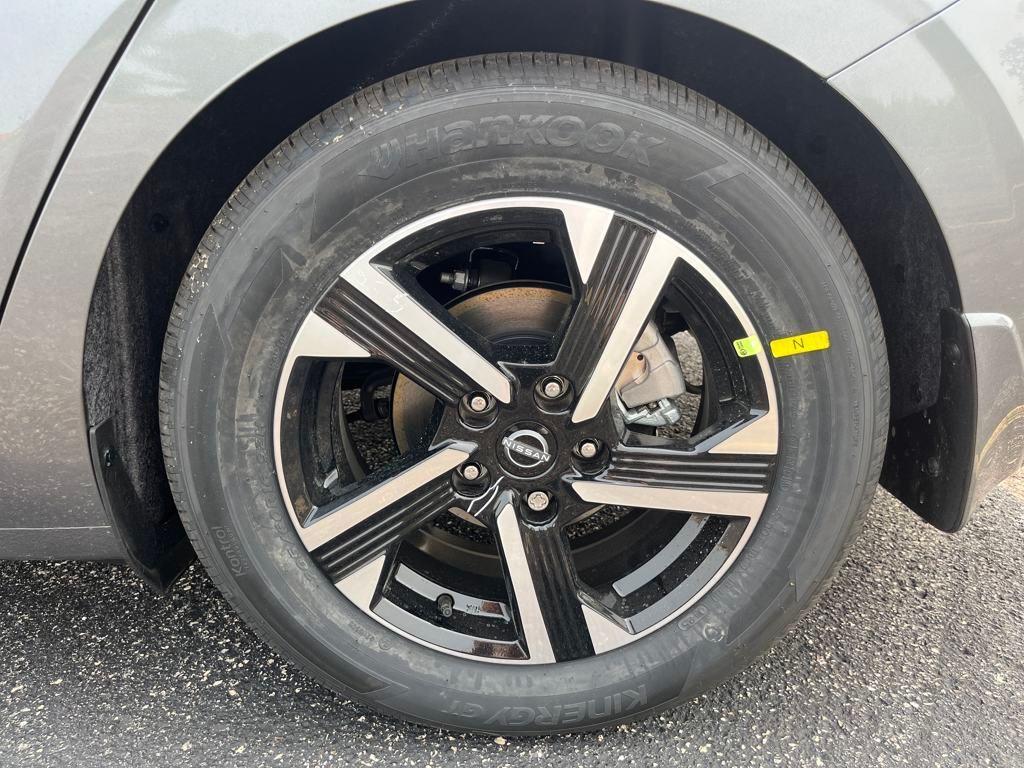 new 2025 Nissan Sentra car, priced at $23,024