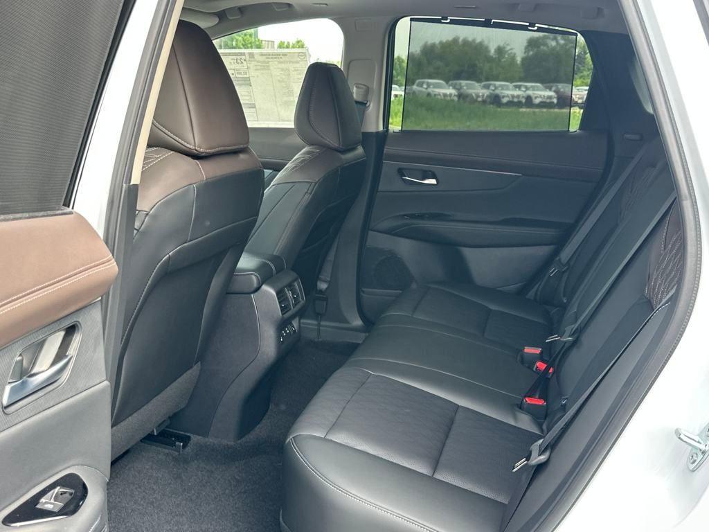 new 2025 Nissan Murano car, priced at $40,571