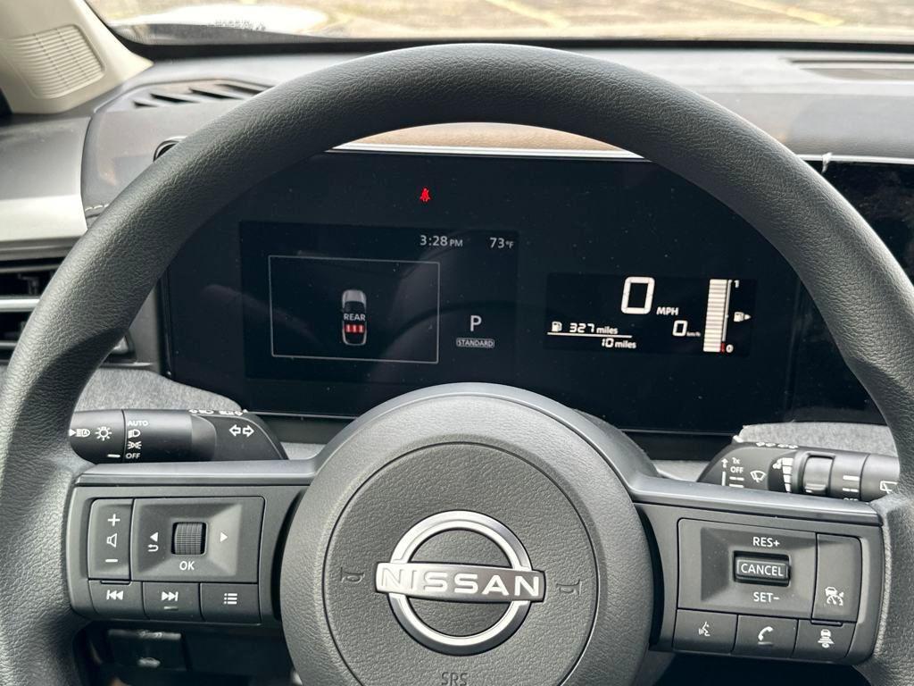 new 2025 Nissan Kicks car, priced at $26,708