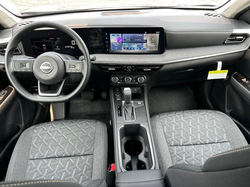 new 2025 Nissan Kicks car, priced at $26,708