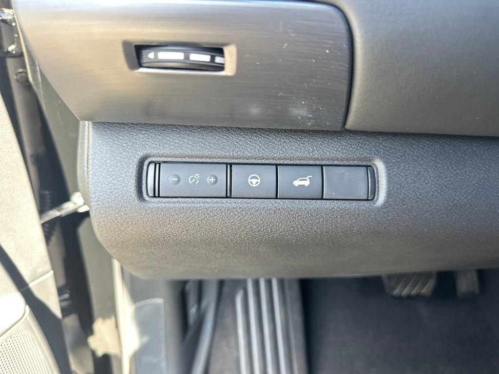 new 2025 Nissan Pathfinder car, priced at $42,324