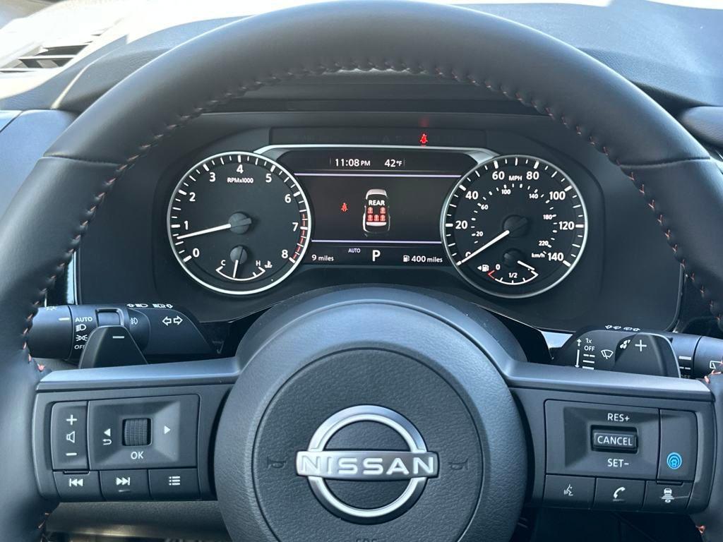 new 2025 Nissan Pathfinder car, priced at $42,324