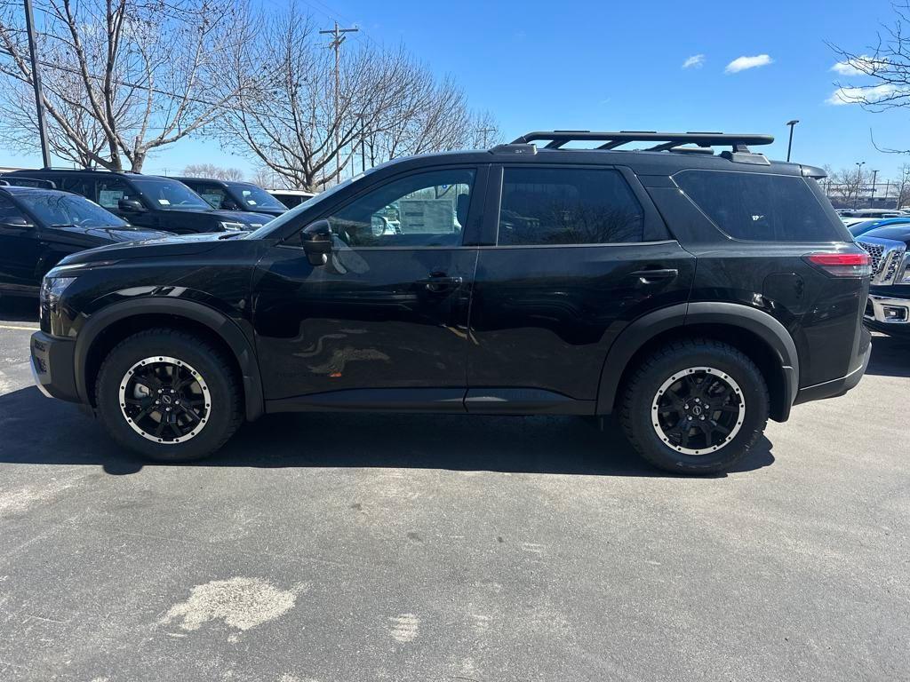 new 2025 Nissan Pathfinder car, priced at $42,324