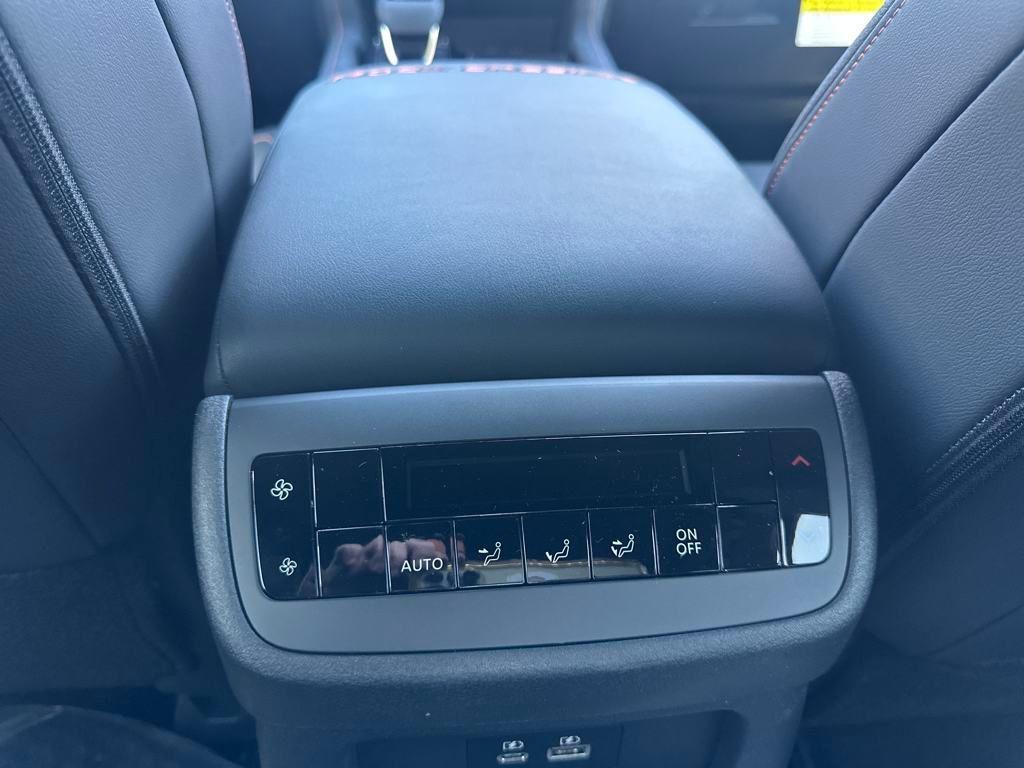 new 2025 Nissan Pathfinder car, priced at $42,324
