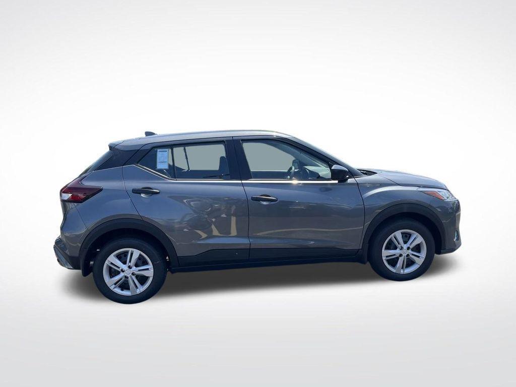 new 2025 Nissan Kicks Play car, priced at $22,057