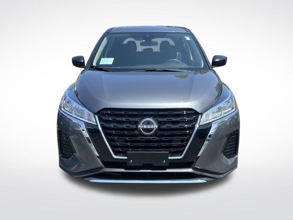 new 2025 Nissan Kicks Play car, priced at $22,057