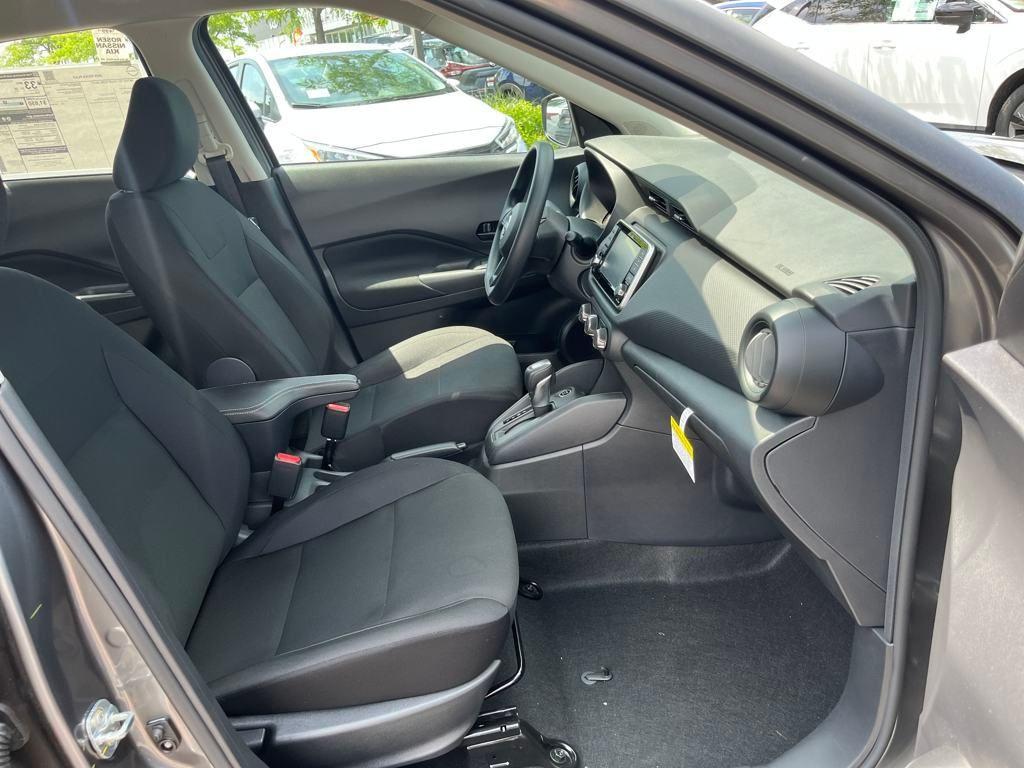 new 2025 Nissan Kicks Play car, priced at $21,979