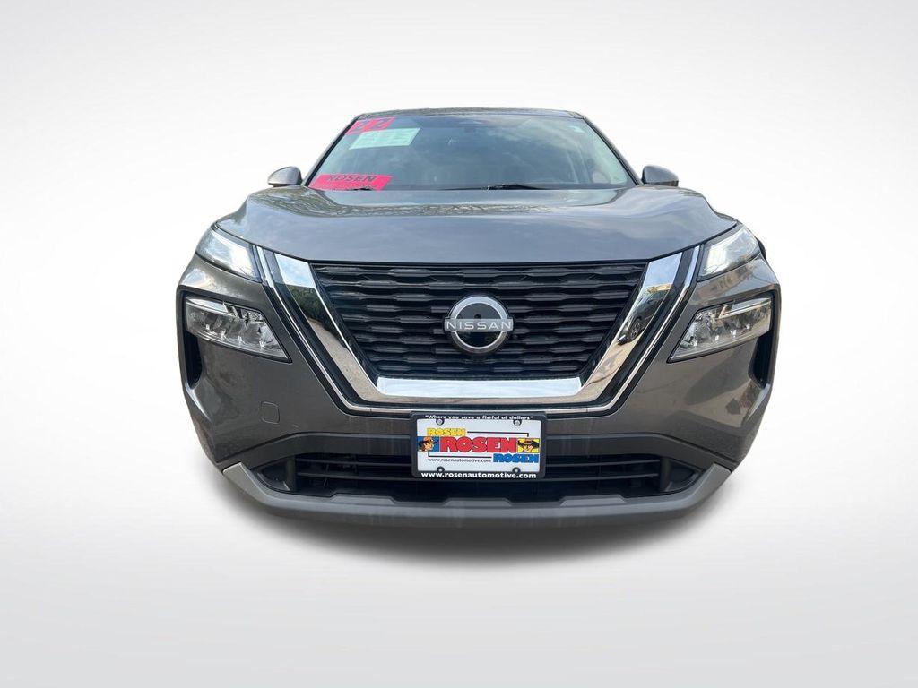 used 2022 Nissan Rogue car, priced at $17,999