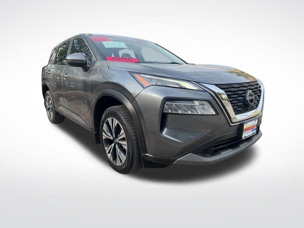 used 2022 Nissan Rogue car, priced at $17,999