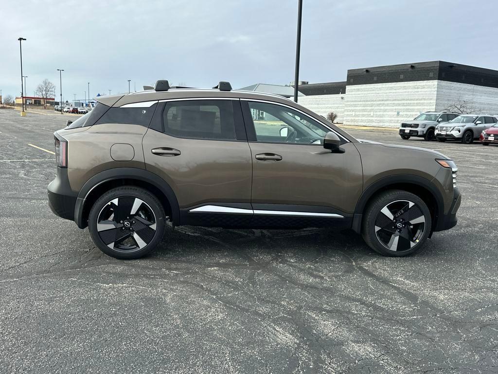 new 2025 Nissan Kicks car, priced at $30,122