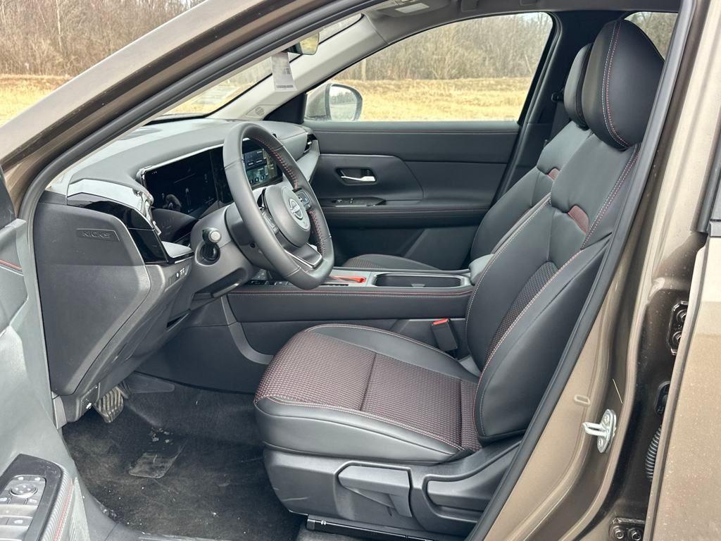 new 2025 Nissan Kicks car, priced at $29,822