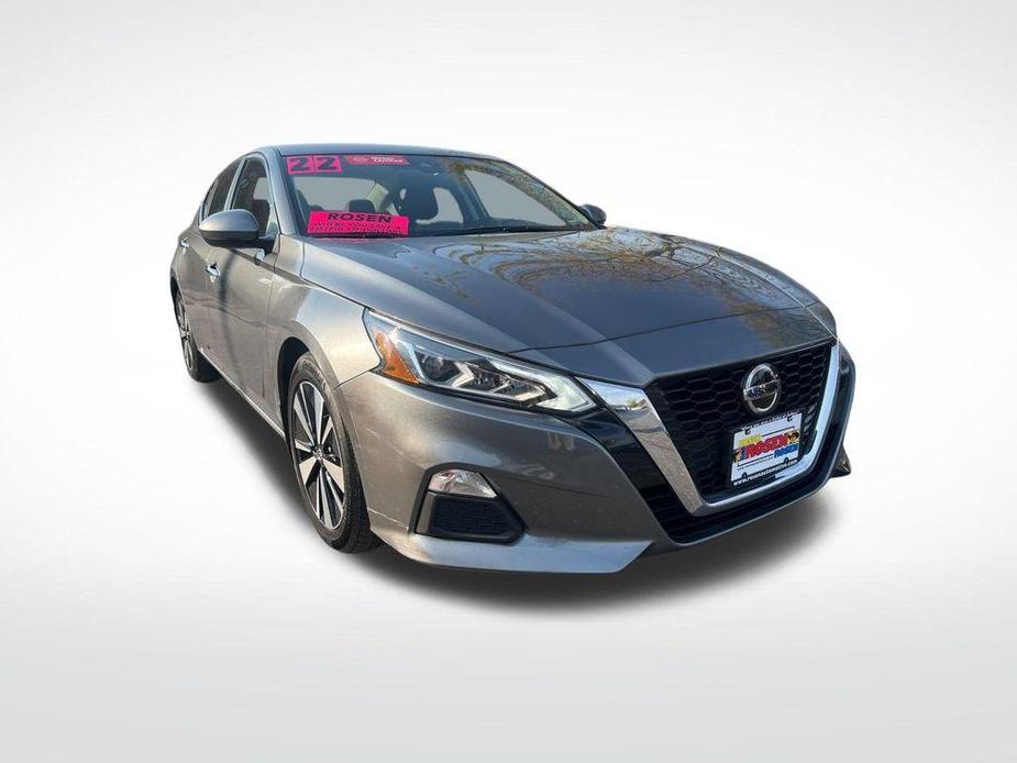 used 2022 Nissan Altima car, priced at $22,499