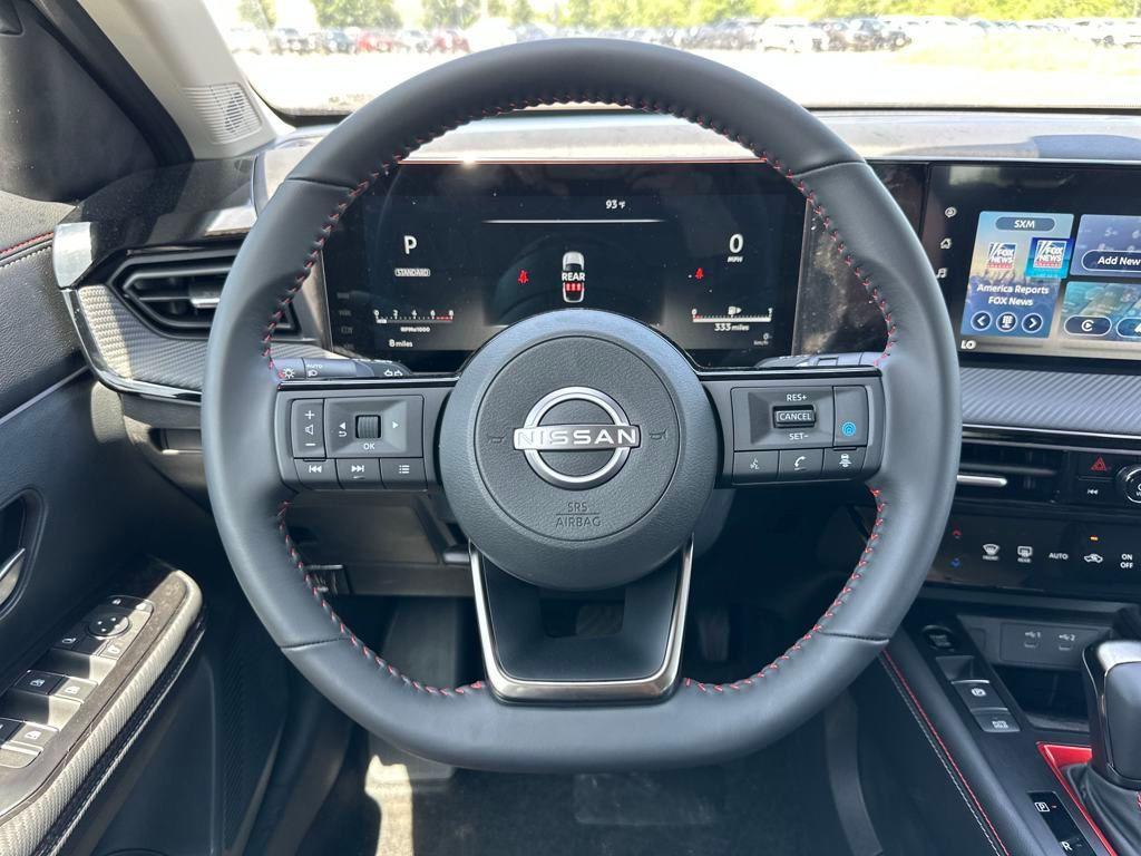 new 2025 Nissan Kicks car, priced at $28,262