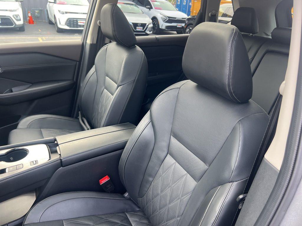 used 2023 Nissan Rogue car, priced at $33,749
