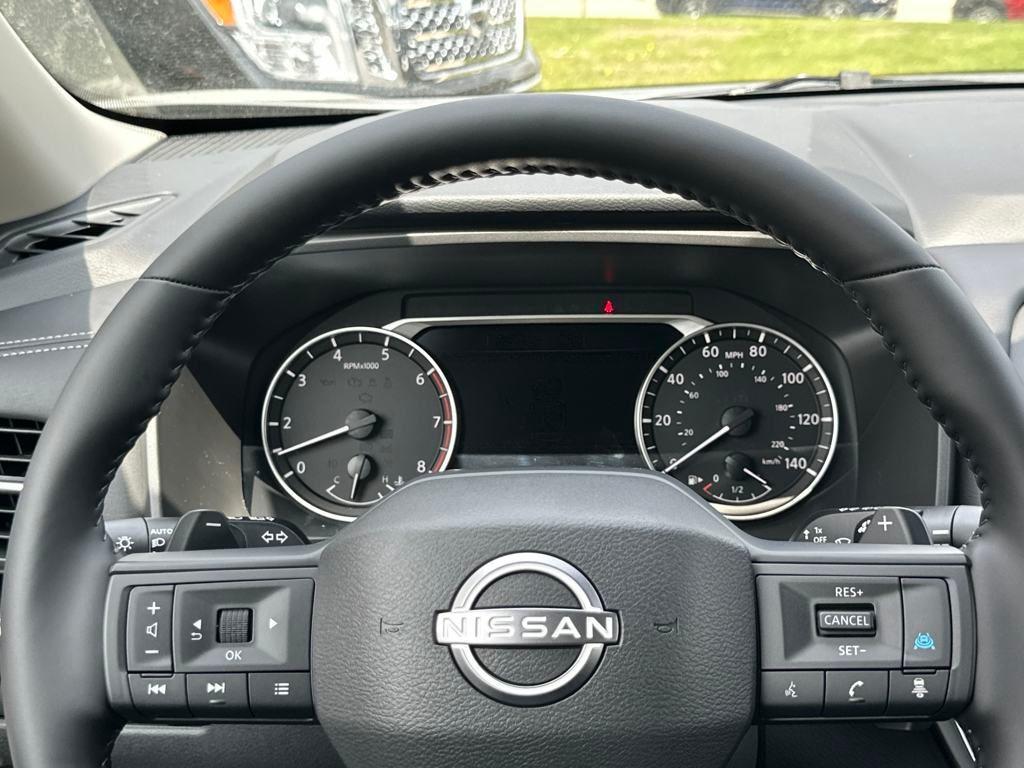 new 2025 Nissan Rogue car, priced at $30,578