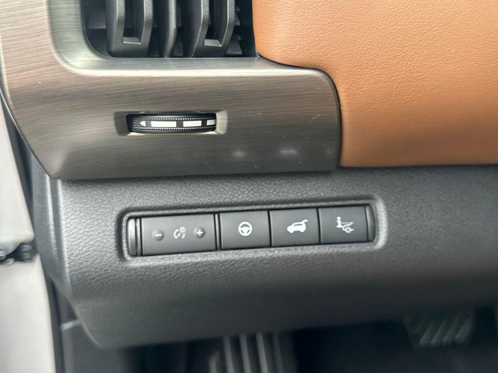 new 2025 Nissan Pathfinder car, priced at $49,885