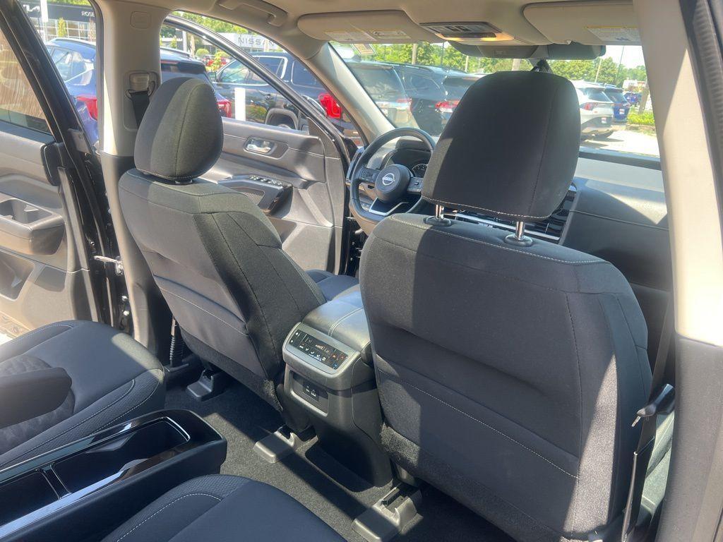 used 2022 Nissan Pathfinder car, priced at $31,295