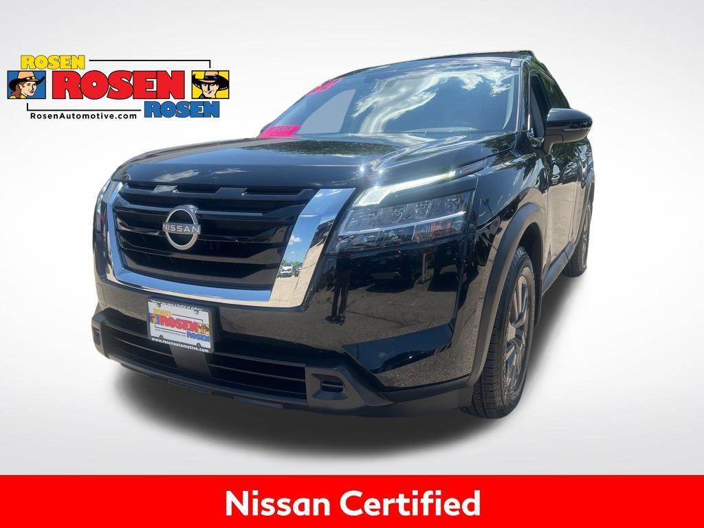 used 2022 Nissan Pathfinder car, priced at $31,295