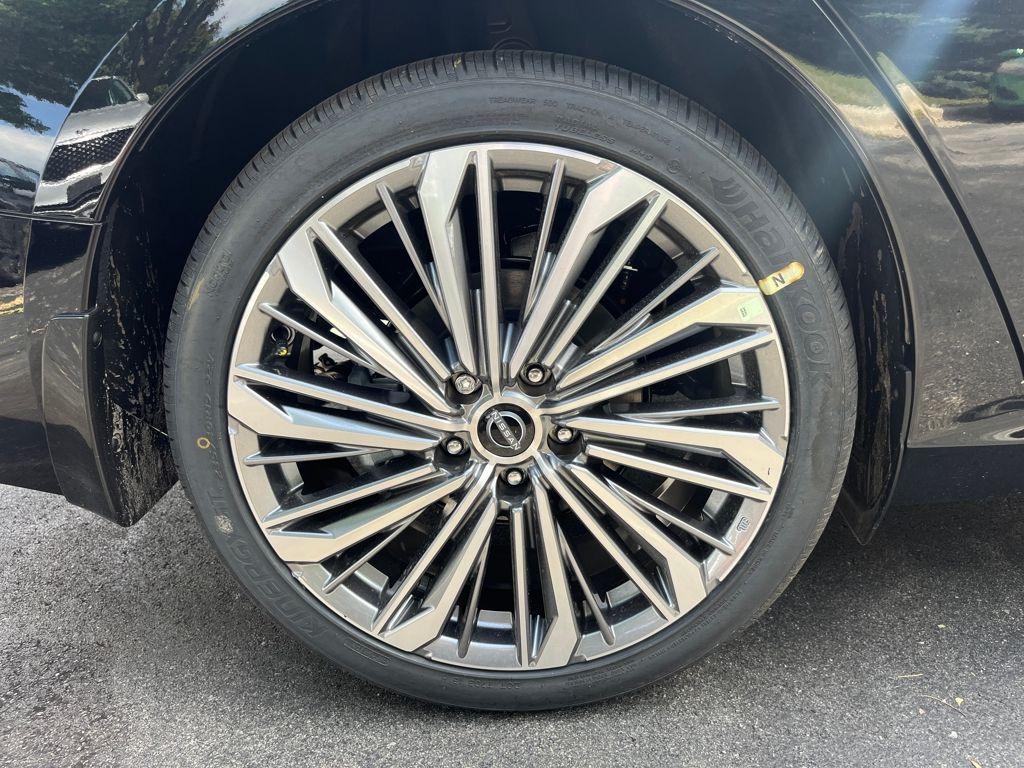 new 2025 Nissan Altima car, priced at $32,673