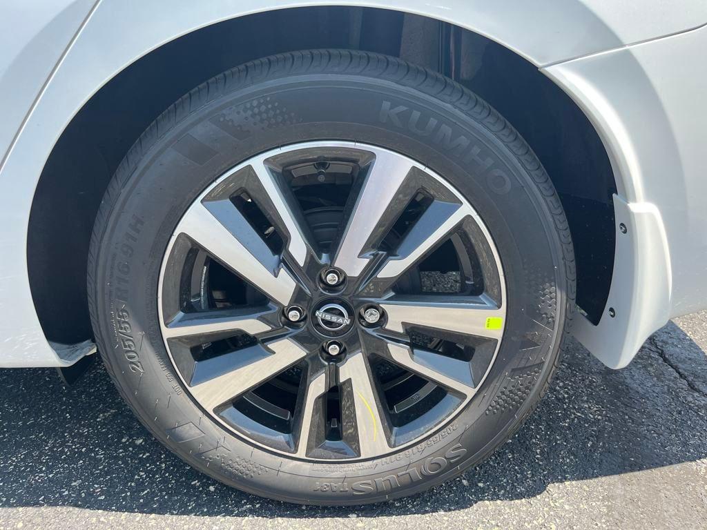 new 2025 Nissan Versa car, priced at $21,270