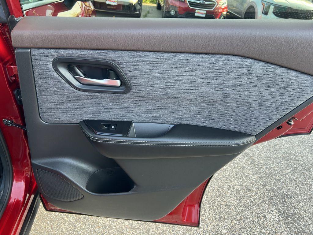 used 2023 Nissan Rogue car, priced at $27,999