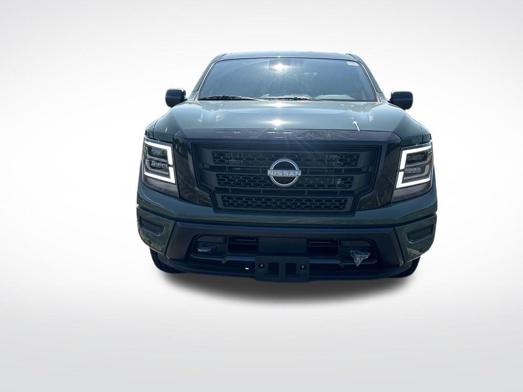 new 2024 Nissan Titan car, priced at $51,185