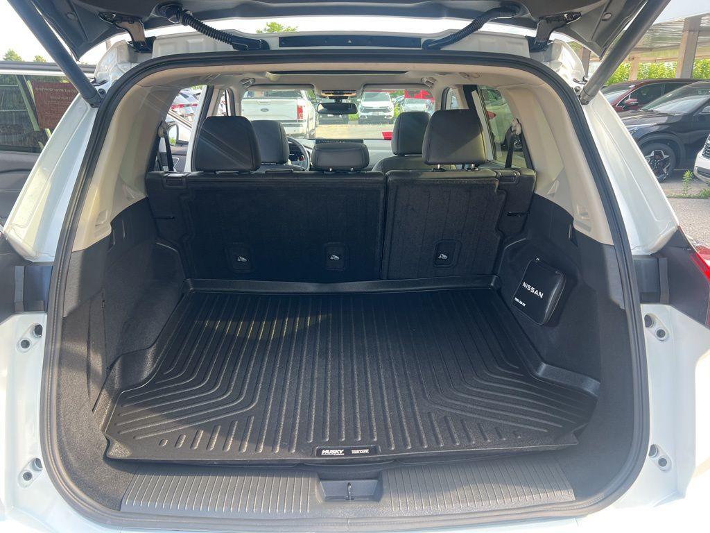 used 2024 Nissan Rogue car, priced at $37,995