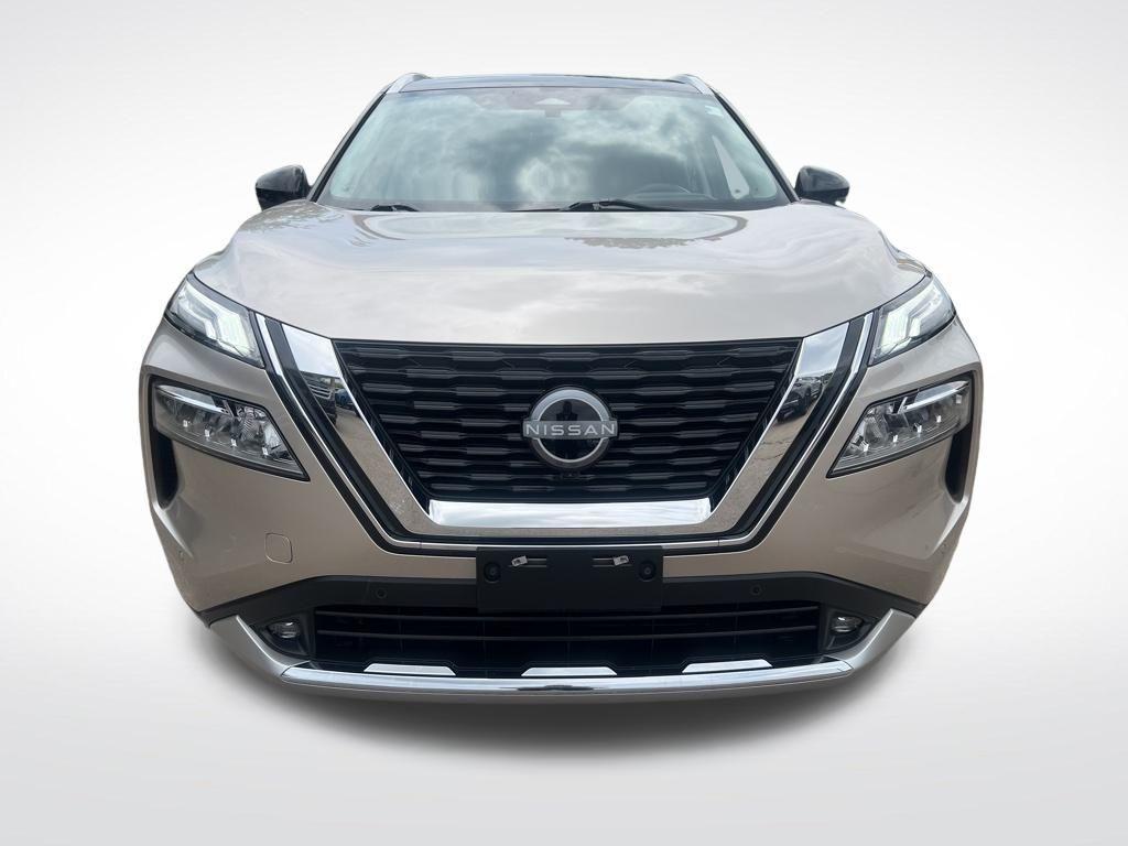 used 2022 Nissan Rogue car, priced at $32,092