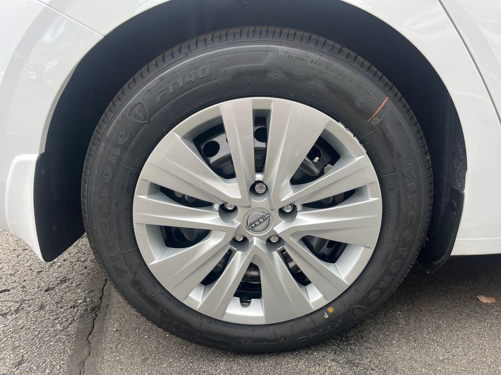 new 2025 Nissan Sentra car, priced at $20,286